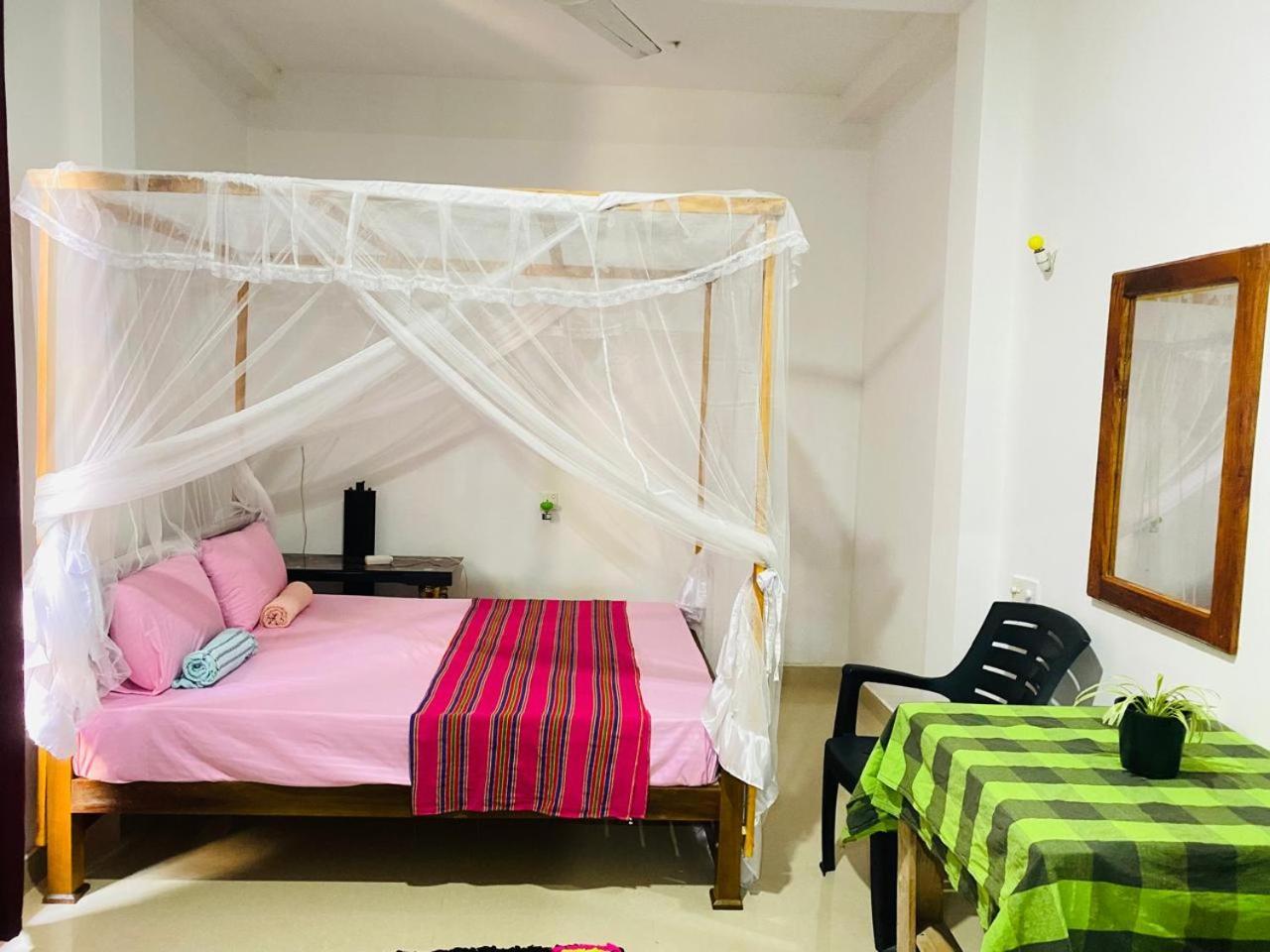 Pradeep Guest House 米瑞莎 外观 照片
