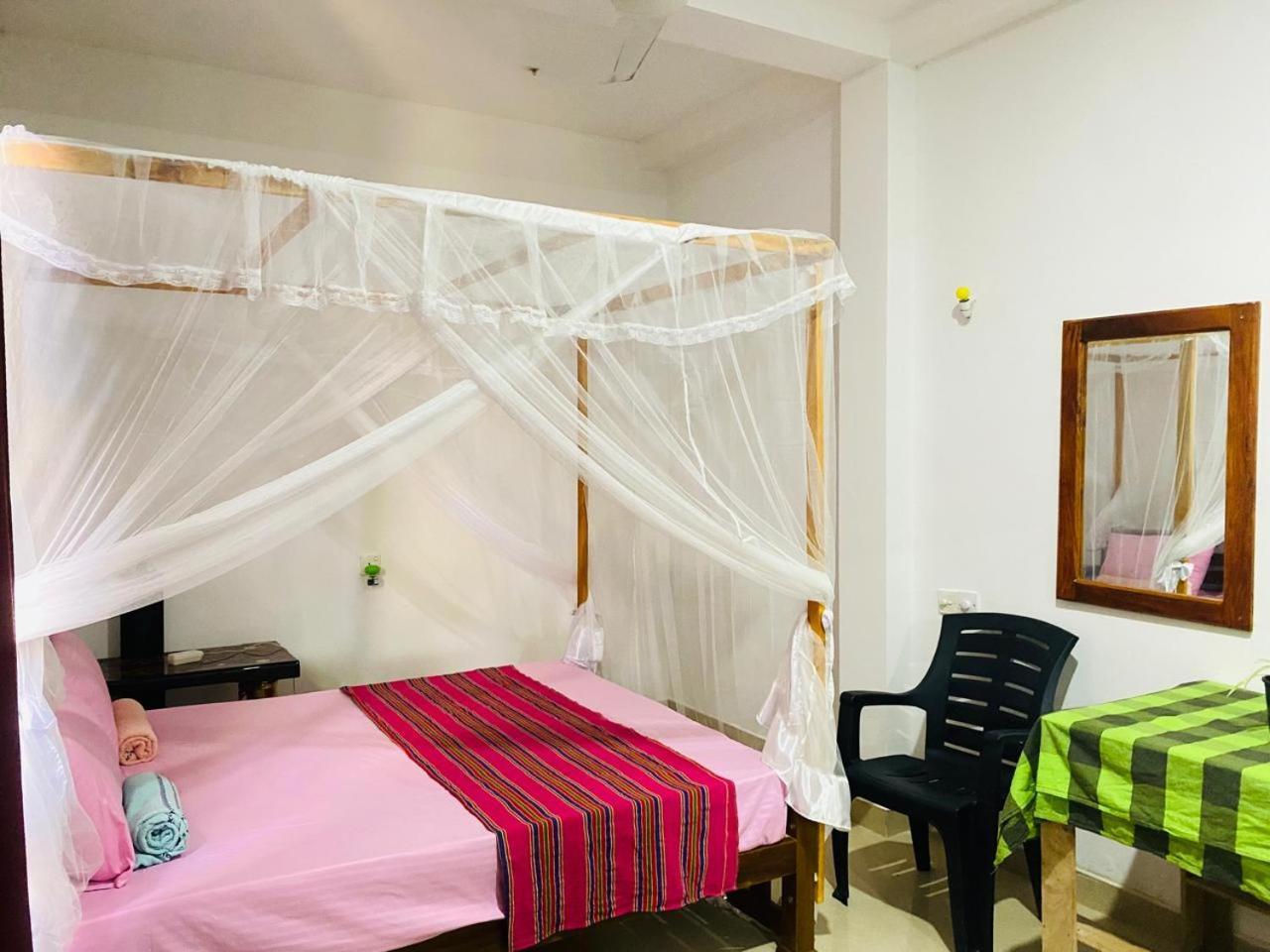 Pradeep Guest House 米瑞莎 外观 照片
