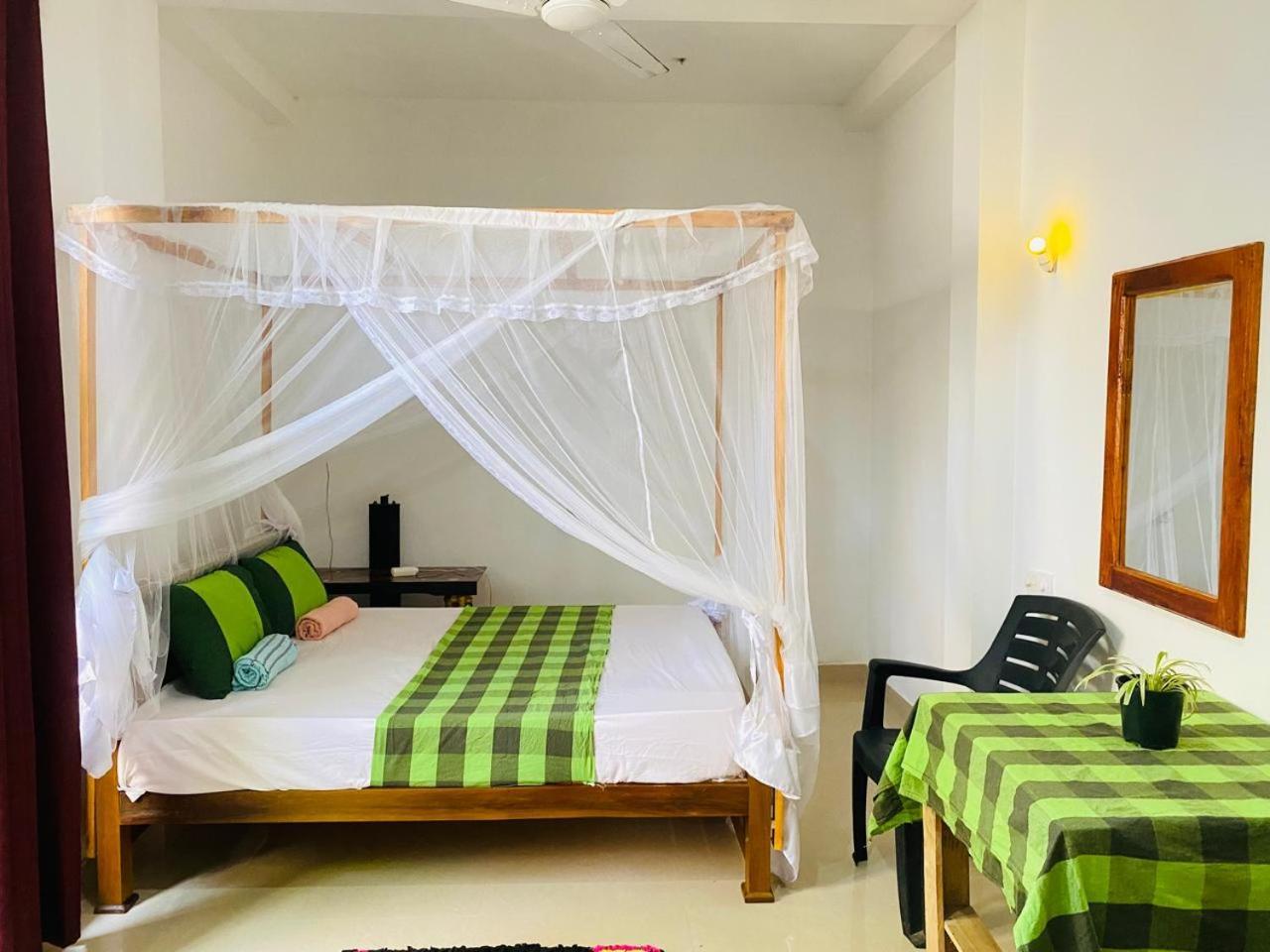 Pradeep Guest House 米瑞莎 外观 照片