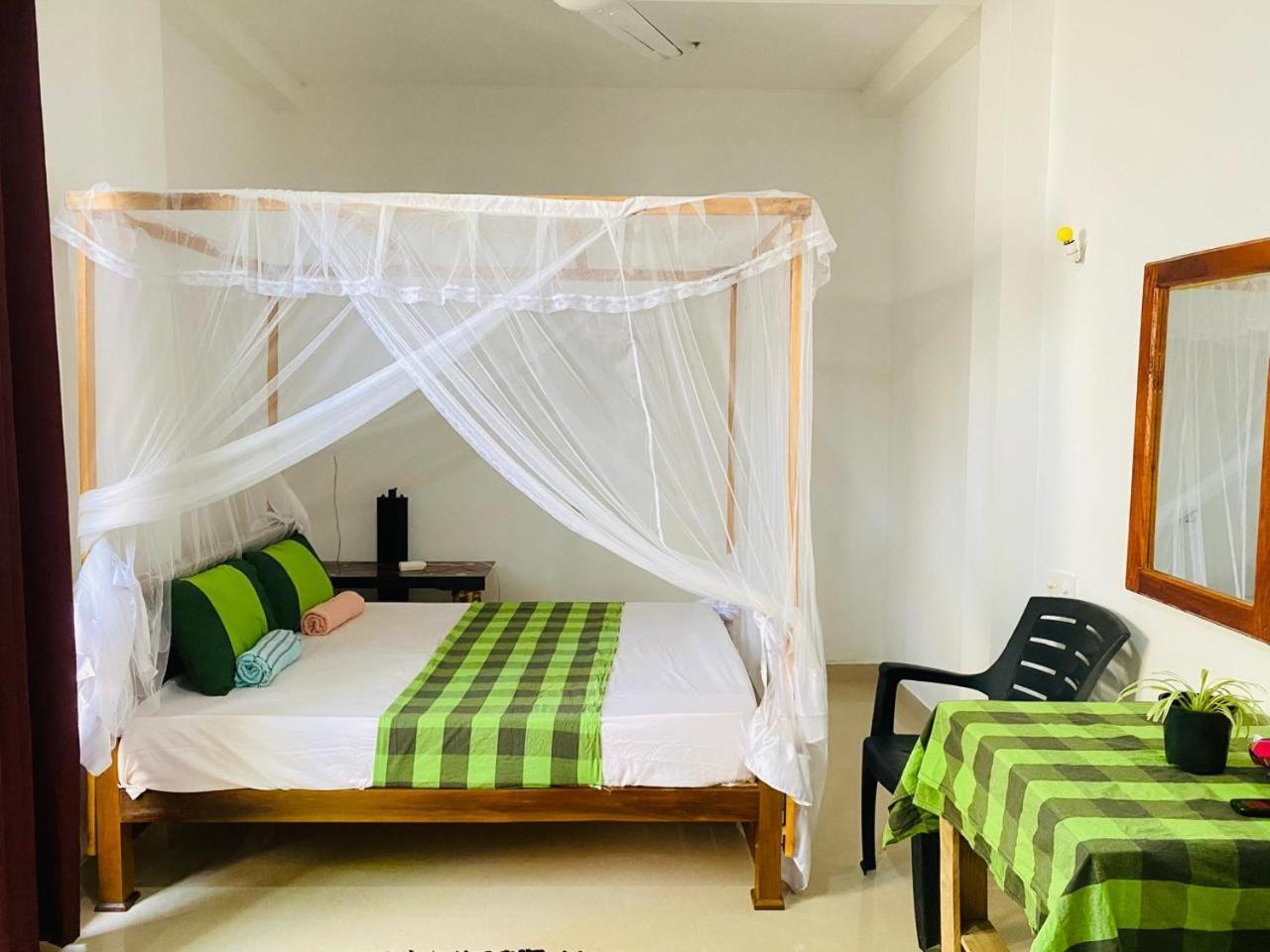 Pradeep Guest House 米瑞莎 外观 照片