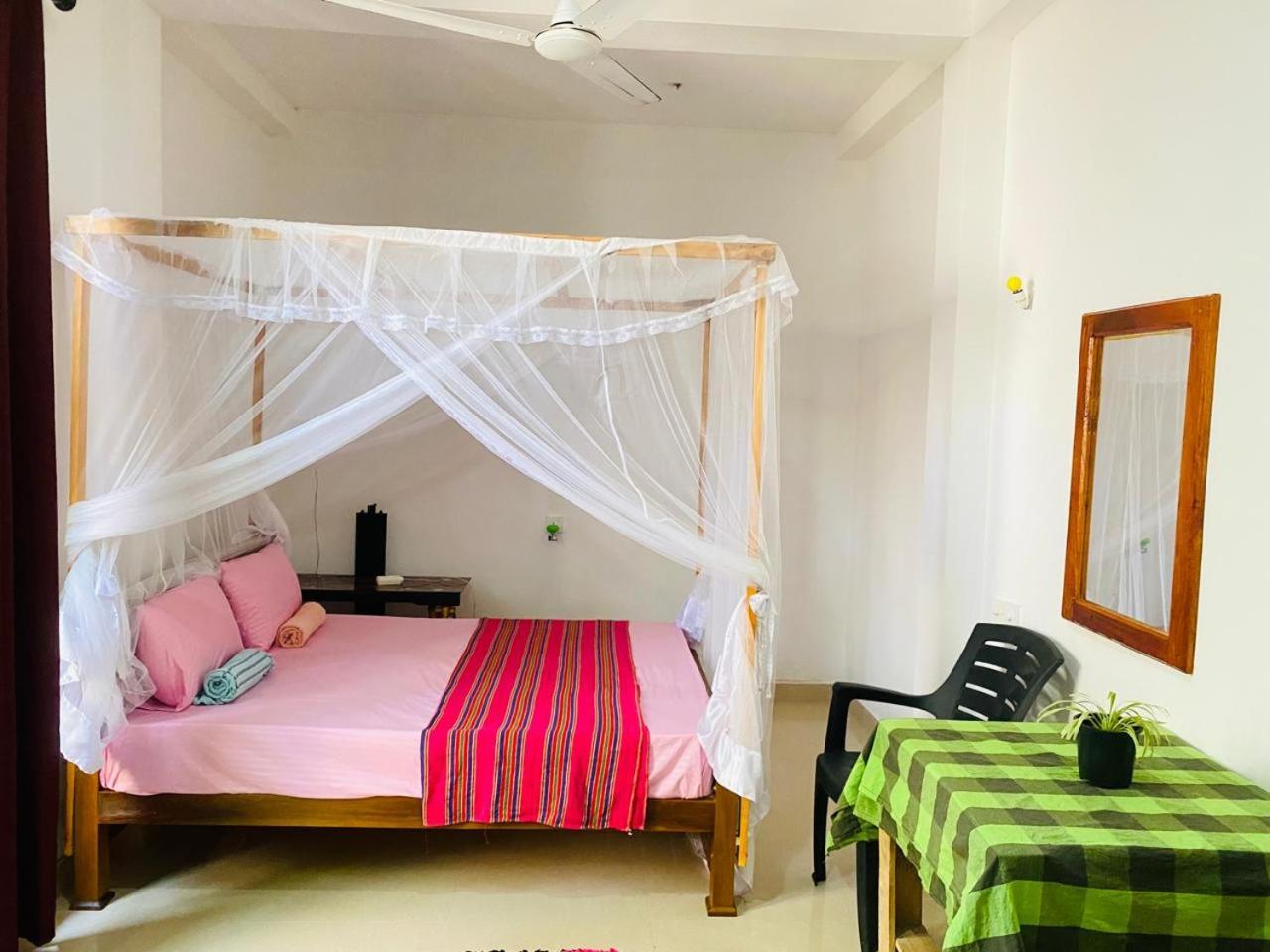 Pradeep Guest House 米瑞莎 外观 照片